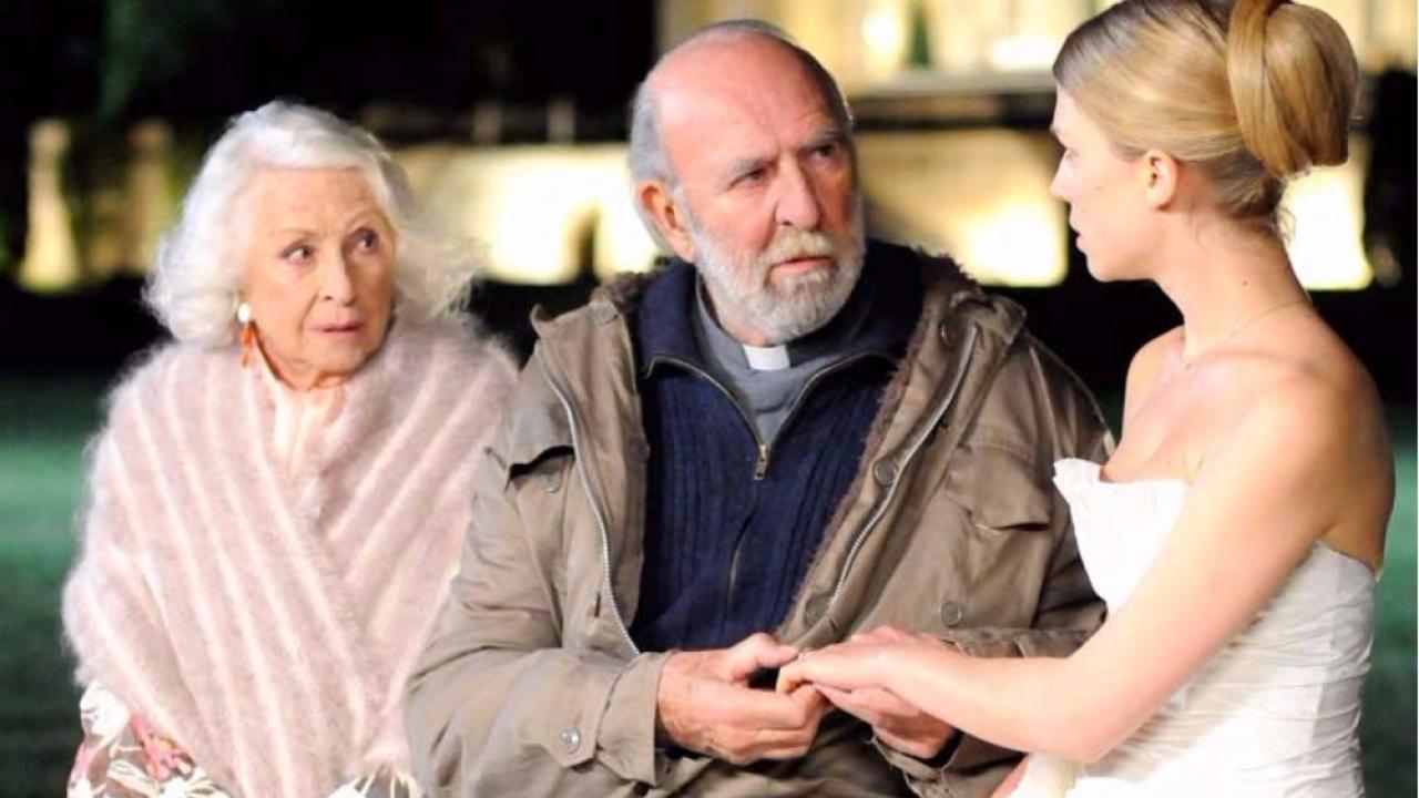 Pièce Montée (2010) avec Clémence Poesy, Jean-Pierre Marielle et Danielle Darrieux