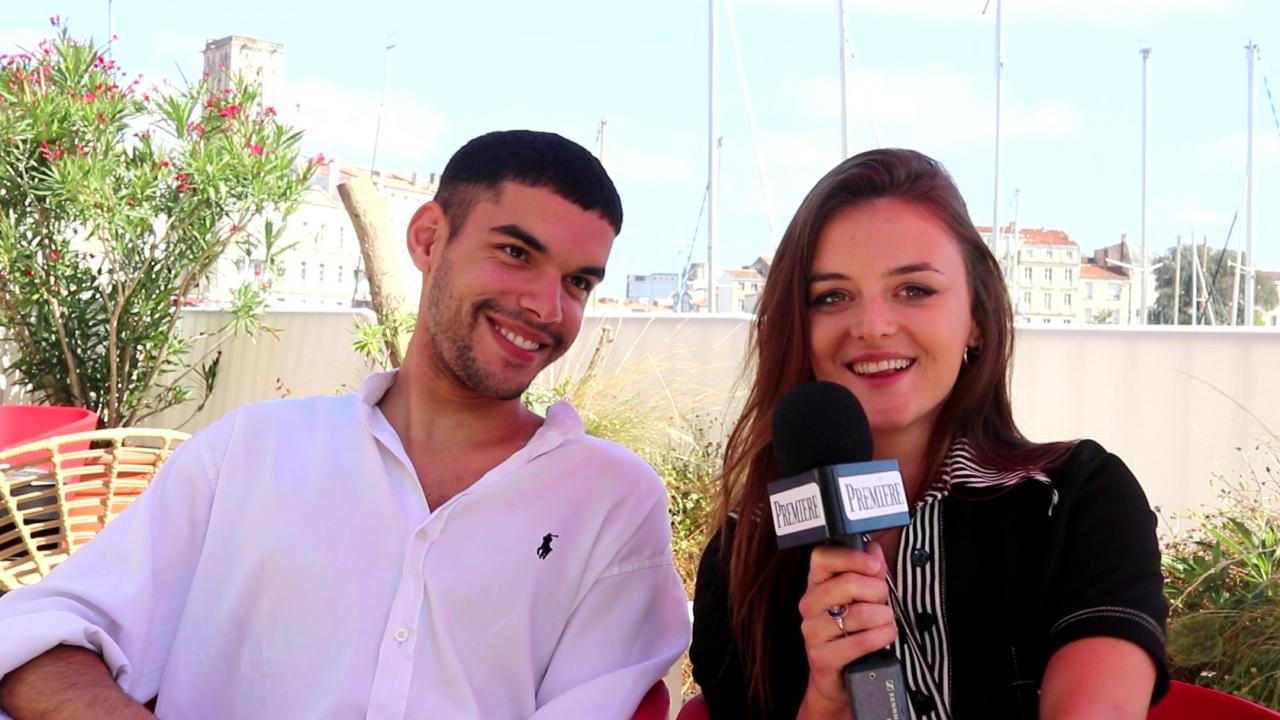 MJ (Adèle Wismes ) et Ilyes (Sami Outalbali), 