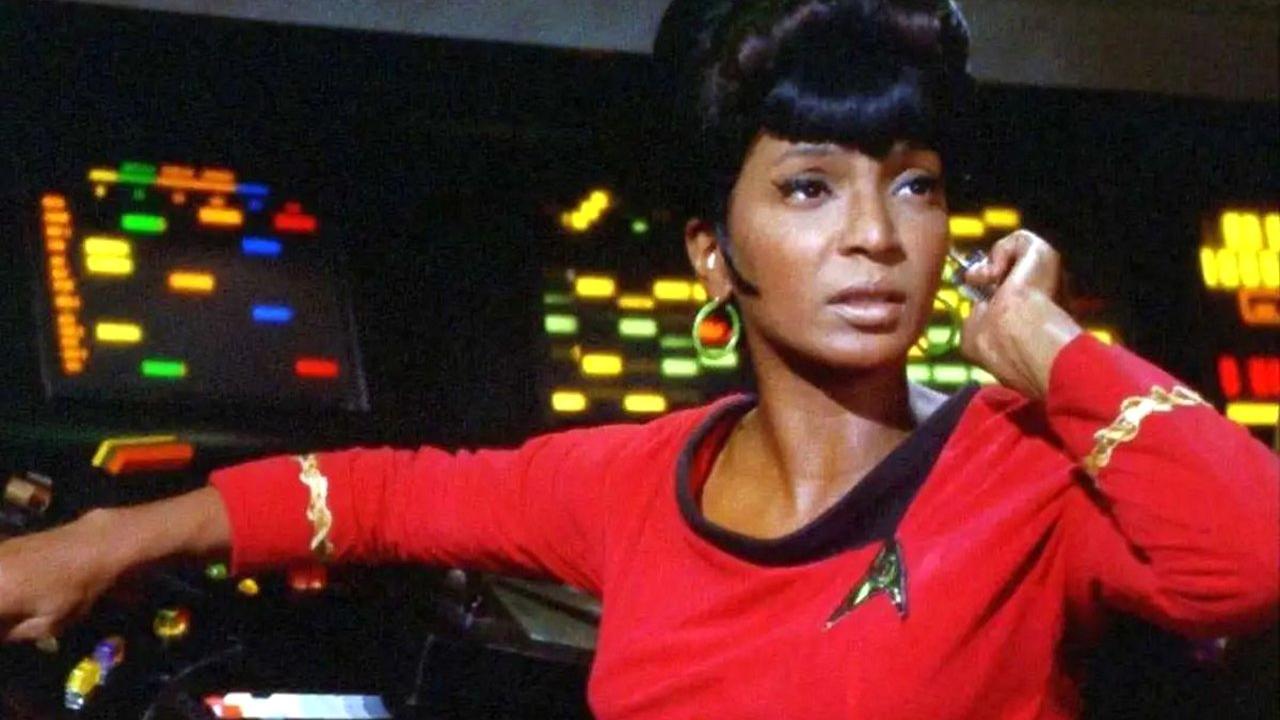 Uhura de Star Trek  Nichelle Nichols