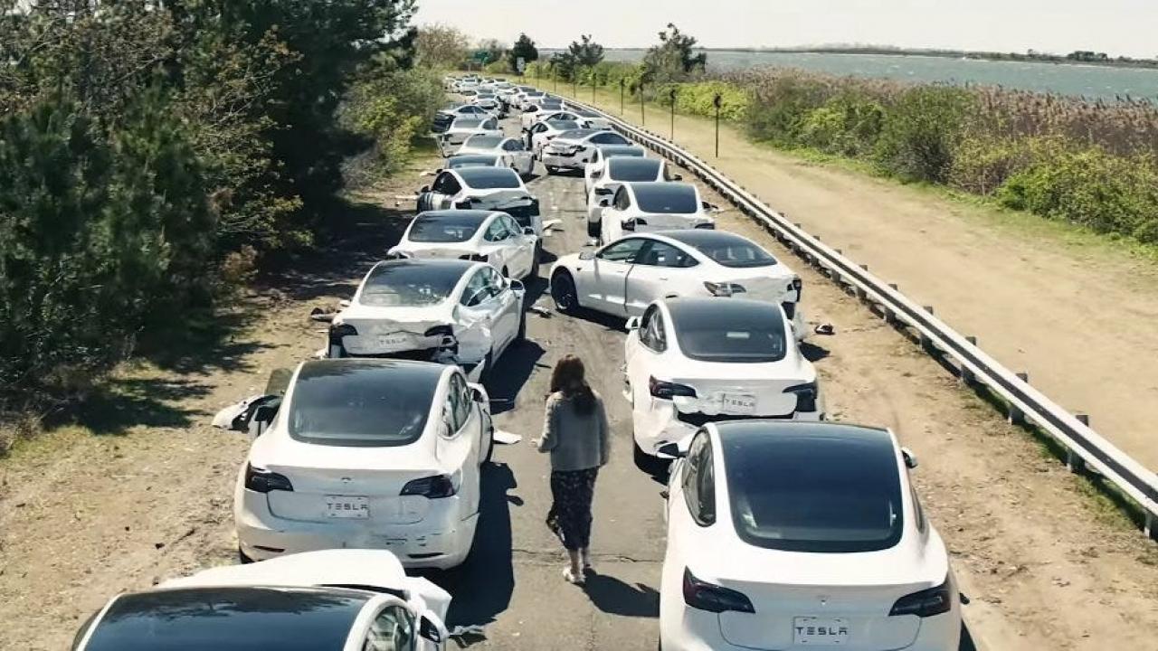 Teslas dans Le Monde après nous