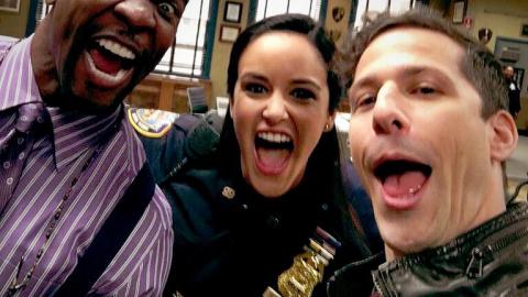 Brooklyn Nine-Nine : Andy Samberg tweete des photos de la saison 6