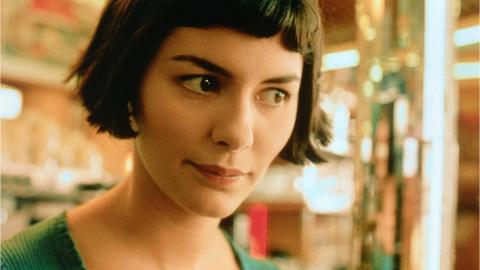 Audrey Tautou dans Le fabuleux destin d'Amélie Poulain de Jean-Pierre Jeunet sorti en 2001