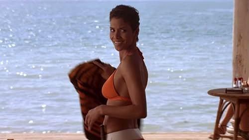 Halle Berry james bond