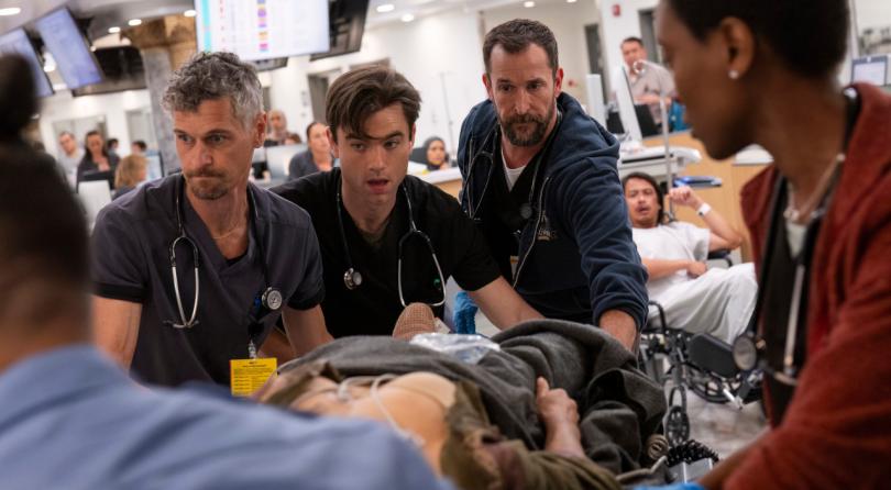 Noah Wyle de retour aux Urgences dans la nouvelle série médicale The Pitt